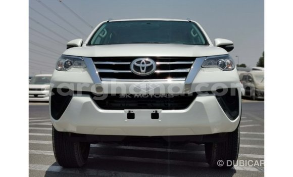 Buy Import Toyota Fortuner White Car in Import - Dubai in Ashanti Buy Import Toyota Fortuner White Car in Import - Dubai in Ashanti