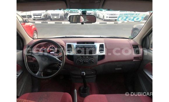Ra Imported Toyota Hilux funfun Ọkọ̀ in Import - Dubai ni Ashanti Ra Imported Toyota Hilux funfun Ọkọ̀ in Import - Dubai ni Ashanti