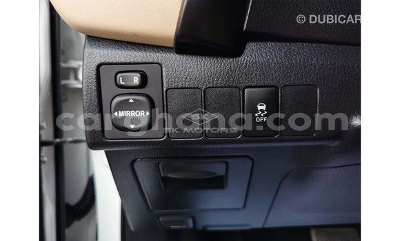 Ra Imported Toyota Corolla funfun Ọkọ̀ in Import - Dubai ni Ashanti Ra Imported Toyota Corolla funfun Ọkọ̀ in Import - Dubai ni Ashanti