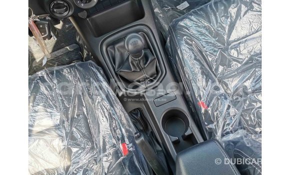 Ra Imported Toyota Hilux funfun Ọkọ̀ in Import - Dubai ni Ashanti Ra Imported Toyota Hilux funfun Ọkọ̀ in Import - Dubai ni Ashanti