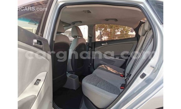 Sayi Imported Hyundai Accent Red Mota in Import - Dubai a Ashanti Sayi Imported Hyundai Accent Red Mota in Import - Dubai a Ashanti