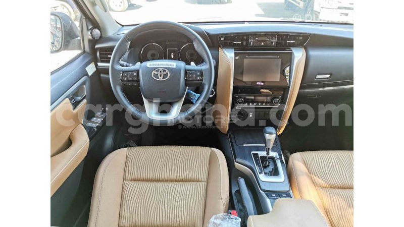 Big with watermark toyota fortuner ashanti import dubai 30666