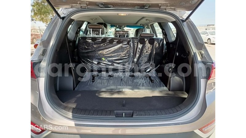 Big with watermark hyundai santa fe ashanti import dubai 30694