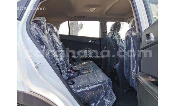 Ra Imported Hyundai Creta funfun Ọkọ̀ in Import - Dubai ni Ashanti Ra Imported Hyundai Creta funfun Ọkọ̀ in Import - Dubai ni Ashanti