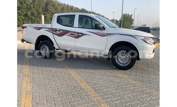 Buy Import Mitsubishi L200 White Car in Import - Dubai in Ashanti Buy Import Mitsubishi L200 White Car in Import - Dubai in Ashanti
