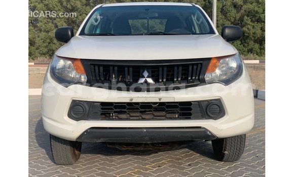 Buy Import Mitsubishi L200 White Car in Import - Dubai in Ashanti Buy Import Mitsubishi L200 White Car in Import - Dubai in Ashanti