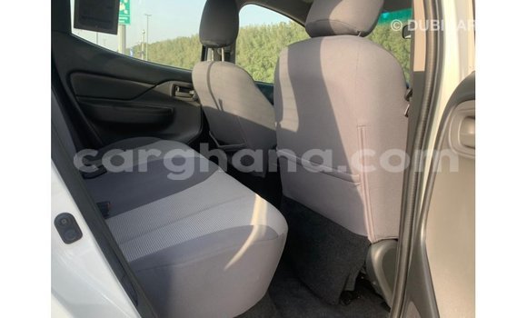 Buy Import Mitsubishi L200 White Car in Import - Dubai in Ashanti Buy Import Mitsubishi L200 White Car in Import - Dubai in Ashanti