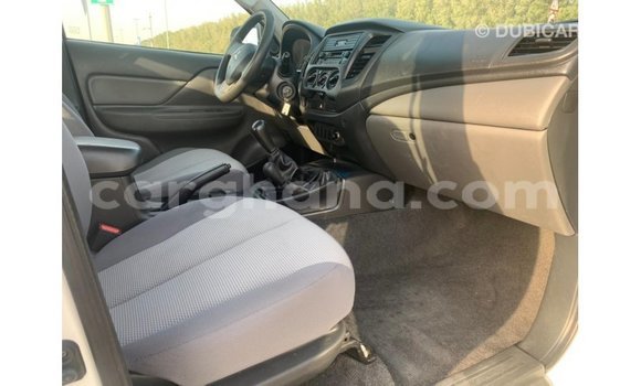 Buy Import Mitsubishi L200 White Car in Import - Dubai in Ashanti Buy Import Mitsubishi L200 White Car in Import - Dubai in Ashanti