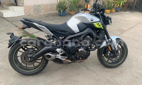 Ra Àlòkù Mtt Y2K Silver Mọto in Sekondi–Takoradi Metropolitan ni Oorun