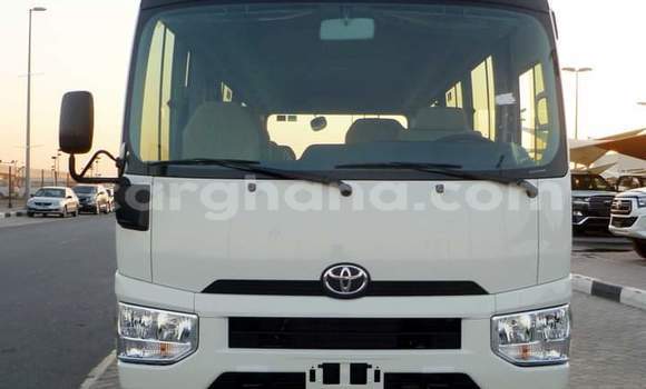 Buy Used Toyota Coaster White Car in Sekondi–Takoradi Metropolitan in Western Buy Used Toyota Coaster White Car in Sekondi–Takoradi Metropolitan in Western