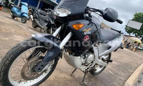 Ra Àlòkù Aprilia AS Black Mọto in Accra ni Greater Accra Ra Àlòkù Aprilia AS Black Mọto in Accra ni Greater Accra