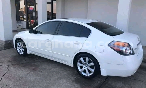 Ra Àlòkù Nissan Altima Miiran Ọkọ̀ in Accra ni Greater Accra Ra Àlòkù Nissan Altima Miiran Ọkọ̀ in Accra ni Greater Accra