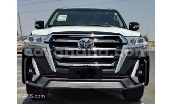 Buy Import Toyota Land Cruiser Black Car in Import - Dubai in Ashanti Buy Import Toyota Land Cruiser Black Car in Import - Dubai in Ashanti