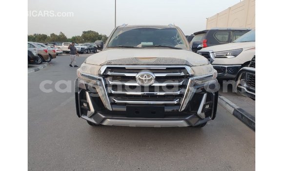 Buy Import Toyota Land Cruiser Black Car in Import - Dubai in Ashanti Buy Import Toyota Land Cruiser Black Car in Import - Dubai in Ashanti