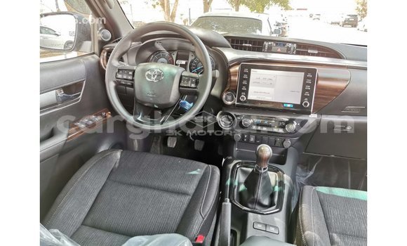 Buy Import Toyota Hilux Brown Car in Import - Dubai in Ashanti Buy Import Toyota Hilux Brown Car in Import - Dubai in Ashanti