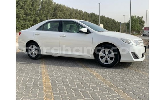 Ra Imported Toyota Camry funfun Ọkọ̀ in Import - Dubai ni Ashanti Ra Imported Toyota Camry funfun Ọkọ̀ in Import - Dubai ni Ashanti