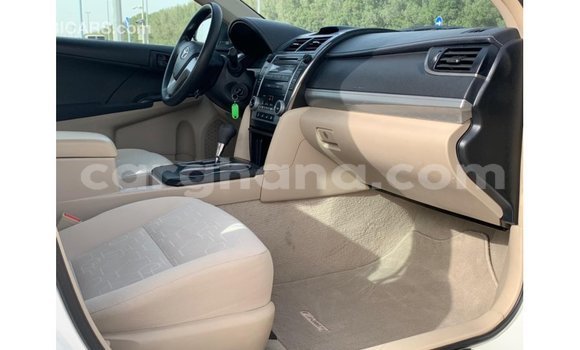 Ra Imported Toyota Camry funfun Ọkọ̀ in Import - Dubai ni Ashanti Ra Imported Toyota Camry funfun Ọkọ̀ in Import - Dubai ni Ashanti