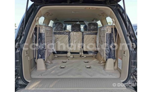 Buy Import Toyota Land Cruiser Black Car in Import - Dubai in Ashanti Buy Import Toyota Land Cruiser Black Car in Import - Dubai in Ashanti