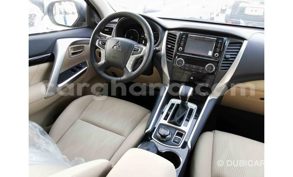 Ra Imported Mitsubishi Montero Brown Ọkọ̀ in Import - Dubai ni Ashanti Ra Imported Mitsubishi Montero Brown Ọkọ̀ in Import - Dubai ni Ashanti