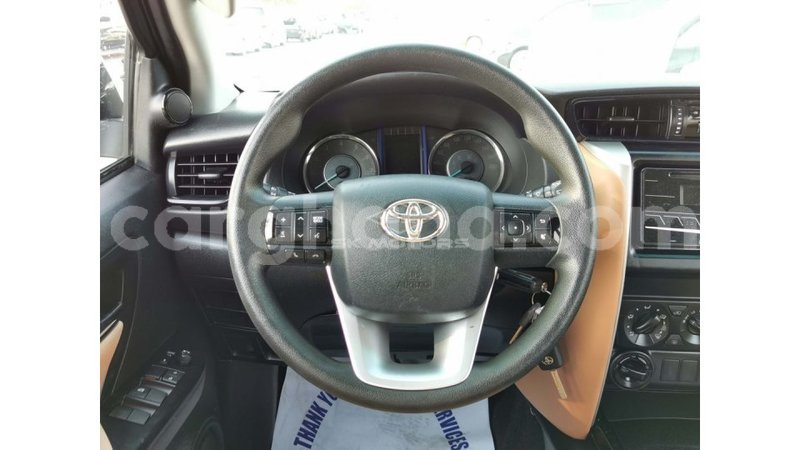 Big with watermark toyota fortuner ashanti import dubai 30806