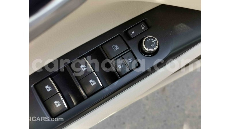 Big with watermark toyota camry ashanti import dubai 30810