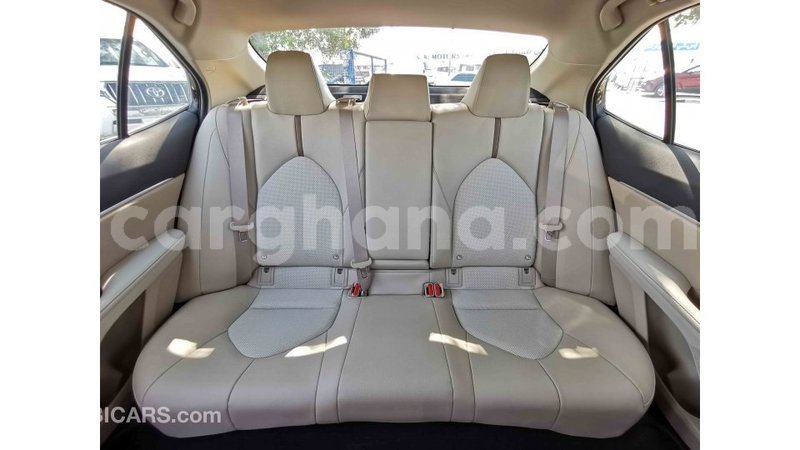 Big with watermark toyota camry ashanti import dubai 30810