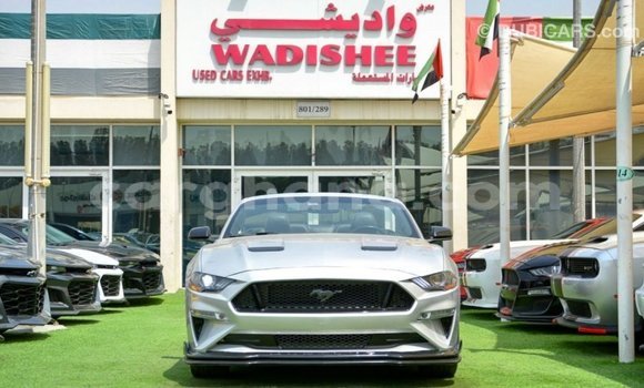 Ra Imported Ford Mustang Miiran Ọkọ̀ in Import - Dubai ni Ashanti Ra Imported Ford Mustang Miiran Ọkọ̀ in Import - Dubai ni Ashanti