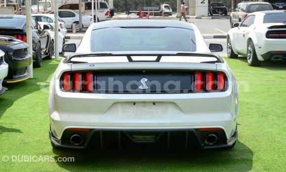 Ra Imported Ford Mustang funfun Ọkọ̀ in Import - Dubai ni Ashanti Ra Imported Ford Mustang funfun Ọkọ̀ in Import - Dubai ni Ashanti
