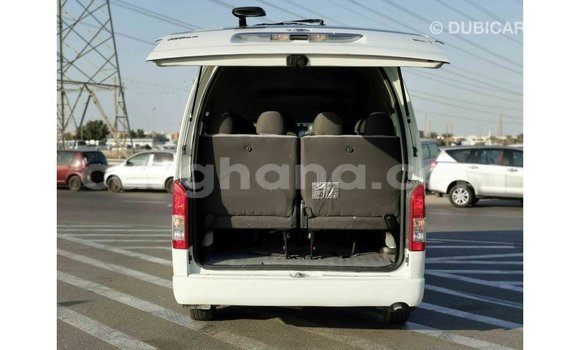 Sayi Imported Toyota Hiace White Mota in Import - Dubai a Ashanti Sayi Imported Toyota Hiace White Mota in Import - Dubai a Ashanti