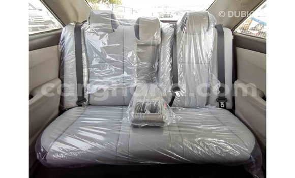 Sayi Imported Toyota Camry White Mota in Import - Dubai a Ashanti Sayi Imported Toyota Camry White Mota in Import - Dubai a Ashanti