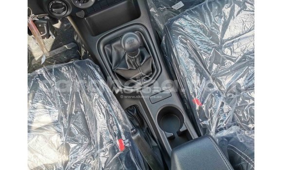 Buy Import Toyota Hilux White Car in Import - Dubai in Ashanti Buy Import Toyota Hilux White Car in Import - Dubai in Ashanti