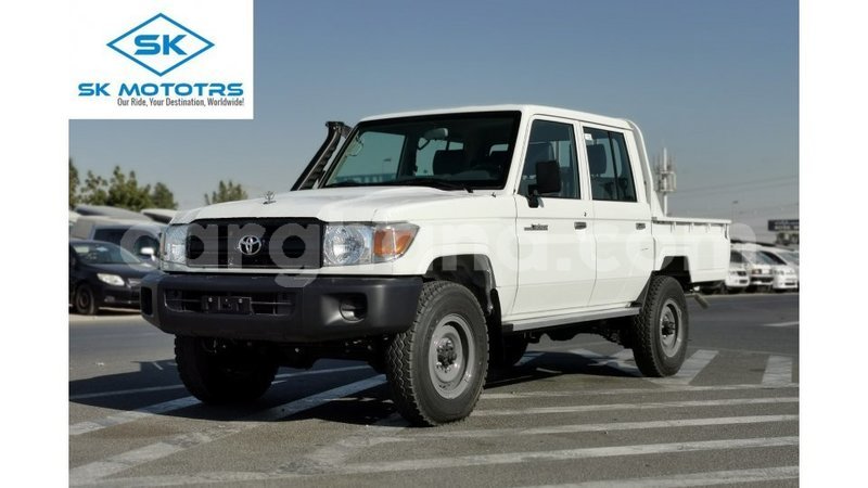 Big with watermark toyota land cruiser ashanti import dubai 30868