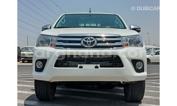Buy Import Toyota Hilux White Car in Import - Dubai in Ashanti Buy Import Toyota Hilux White Car in Import - Dubai in Ashanti