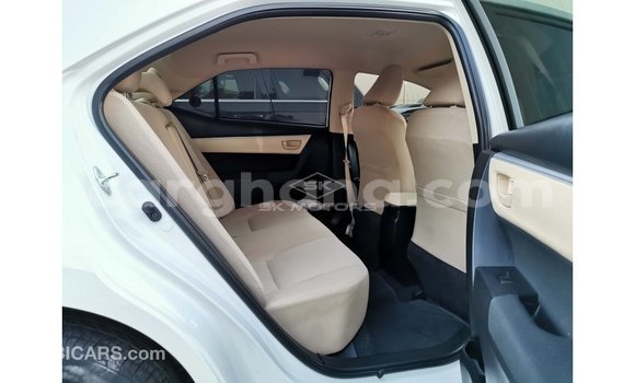 Ra Imported Toyota Corolla funfun Ọkọ̀ in Import - Dubai ni Ashanti Ra Imported Toyota Corolla funfun Ọkọ̀ in Import - Dubai ni Ashanti