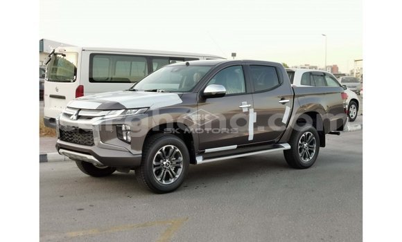 Ra Imported Mitsubishi L200 Brown Ọkọ̀ in Import - Dubai ni Ashanti Ra Imported Mitsubishi L200 Brown Ọkọ̀ in Import - Dubai ni Ashanti