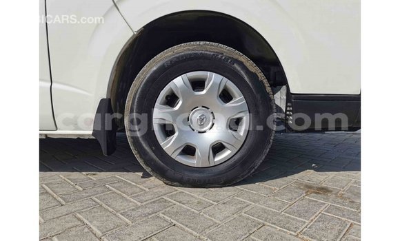 Sayi Imported Toyota Hiace White Mota in Import - Dubai a Ashanti Sayi Imported Toyota Hiace White Mota in Import - Dubai a Ashanti