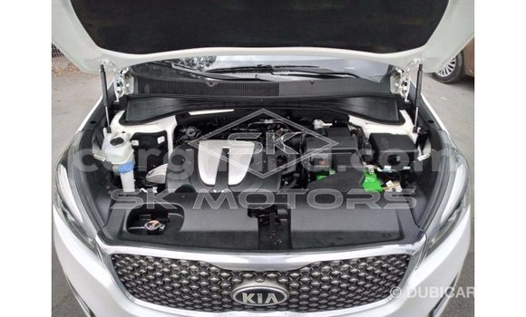 Sayi Imported Kia Sorento White Mota in Import - Dubai a Ashanti Sayi Imported Kia Sorento White Mota in Import - Dubai a Ashanti