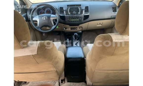 Ra Imported Toyota Fortuner funfun Ọkọ̀ in Import - Dubai ni Ashanti Ra Imported Toyota Fortuner funfun Ọkọ̀ in Import - Dubai ni Ashanti