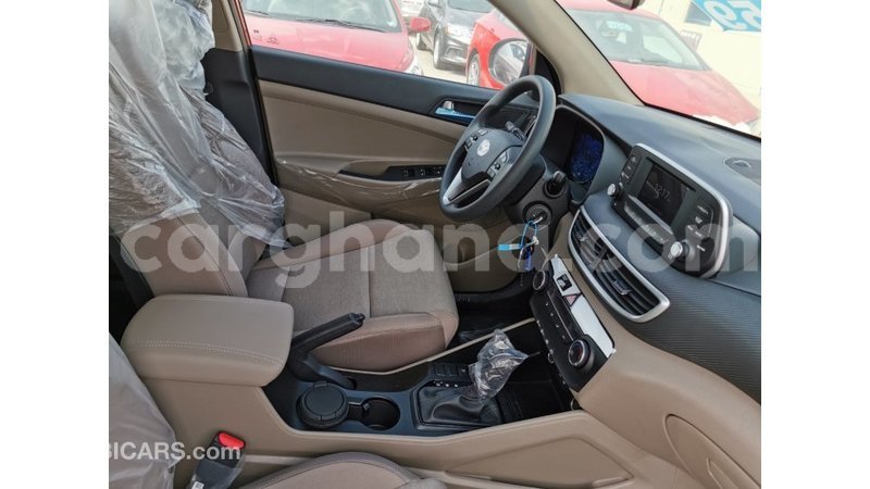 Big with watermark hyundai tucson ashanti import dubai 30909