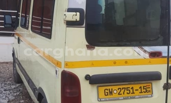Buy Used Renault Trafic Other Car in Accra in Greater Accra