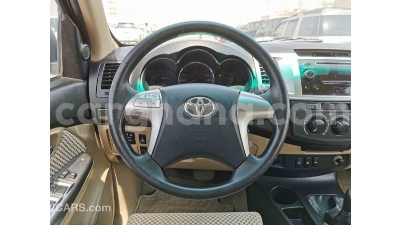 Big with watermark toyota fortuner ashanti import dubai 30930