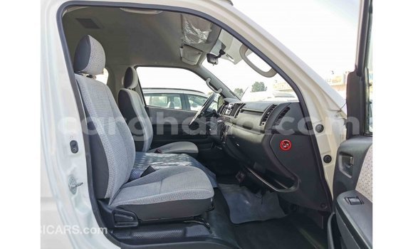 Buy Import Toyota Hiace White Car in Import - Dubai in Ashanti Buy Import Toyota Hiace White Car in Import - Dubai in Ashanti