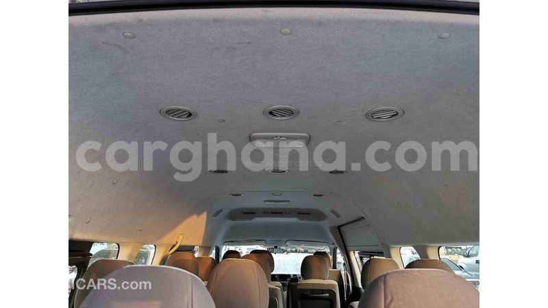 Big with watermark toyota hiace ashanti import dubai 30937