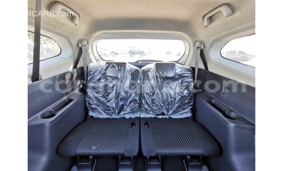 Ra Imported Toyota Rush funfun Ọkọ̀ in Import - Dubai ni Ashanti Ra Imported Toyota Rush funfun Ọkọ̀ in Import - Dubai ni Ashanti