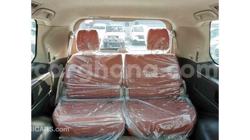 Big with watermark toyota land cruiser ashanti import dubai 30976