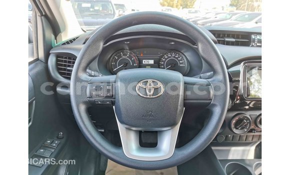 Buy Import Toyota Hilux White Car in Import - Dubai in Ashanti Buy Import Toyota Hilux White Car in Import - Dubai in Ashanti