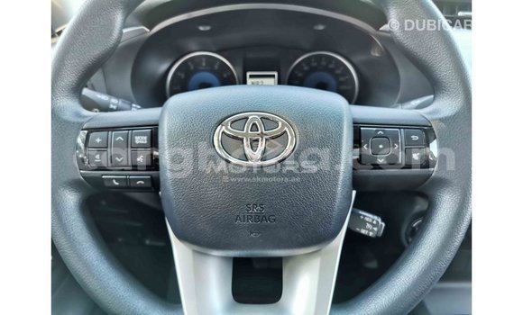 Ra Imported Toyota Hilux Black Ọkọ̀ in Import - Dubai ni Ashanti Ra Imported Toyota Hilux Black Ọkọ̀ in Import - Dubai ni Ashanti