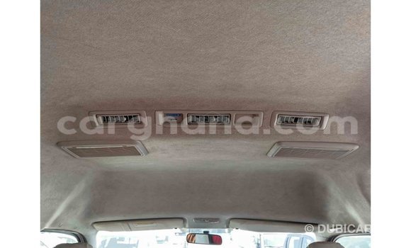 Ra Imported Toyota Hiace funfun Ọkọ̀ in Import - Dubai ni Ashanti Ra Imported Toyota Hiace funfun Ọkọ̀ in Import - Dubai ni Ashanti