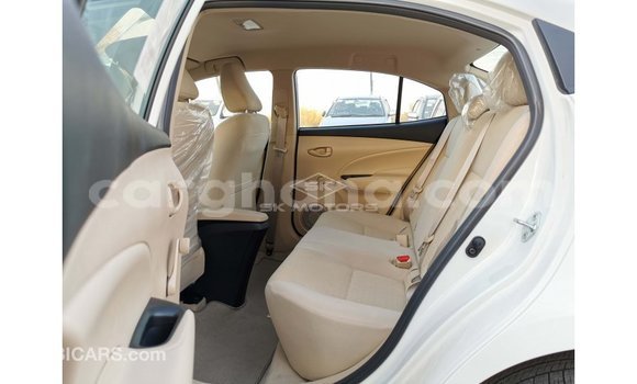 Buy Import Toyota Yaris White Car in Import - Dubai in Ashanti Buy Import Toyota Yaris White Car in Import - Dubai in Ashanti