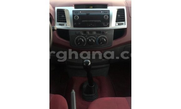Ra Imported Toyota Hilux funfun Ọkọ̀ in Import - Dubai ni Ashanti Ra Imported Toyota Hilux funfun Ọkọ̀ in Import - Dubai ni Ashanti